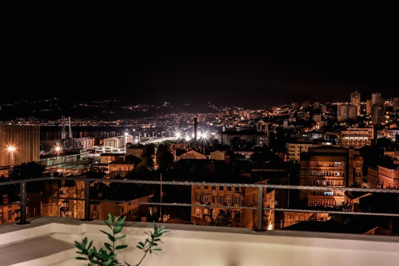 105M2 Penthouse Sea View Rijeka With Free Garage Parking Apartment Exterior photo